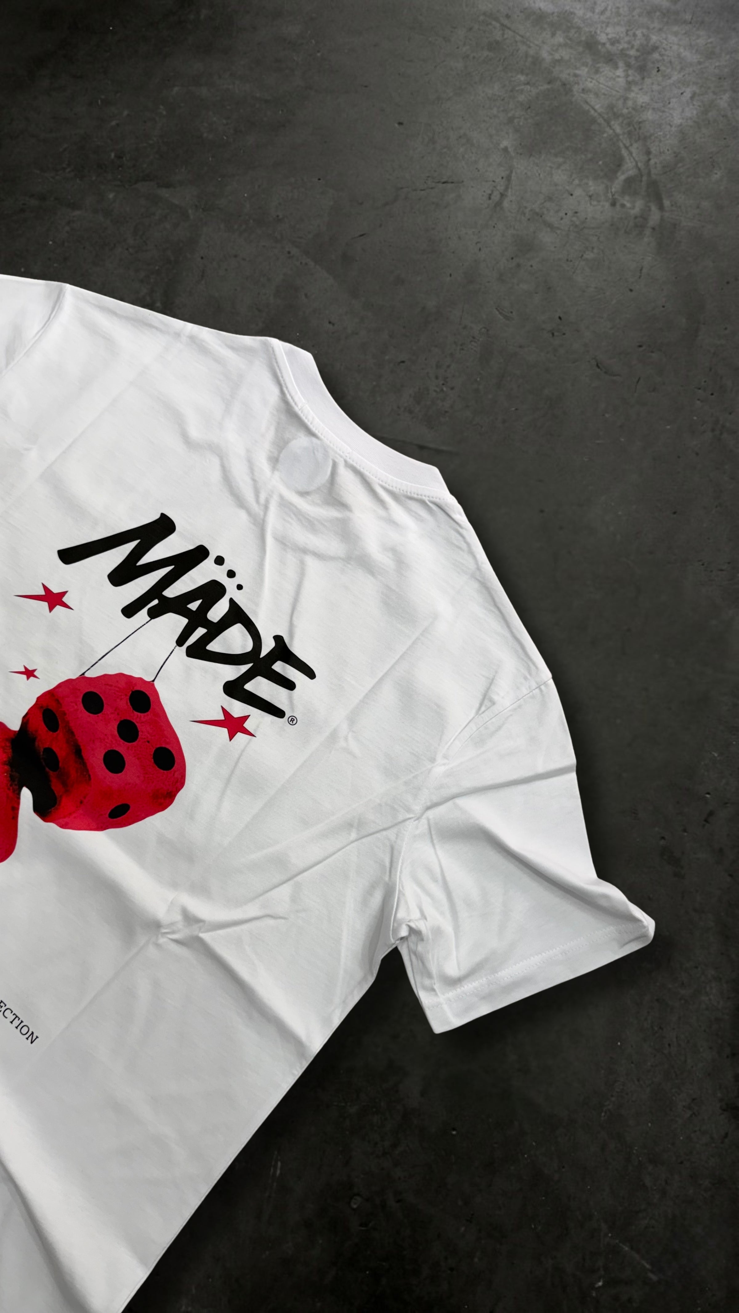 TSHIRT FUZZY DICE