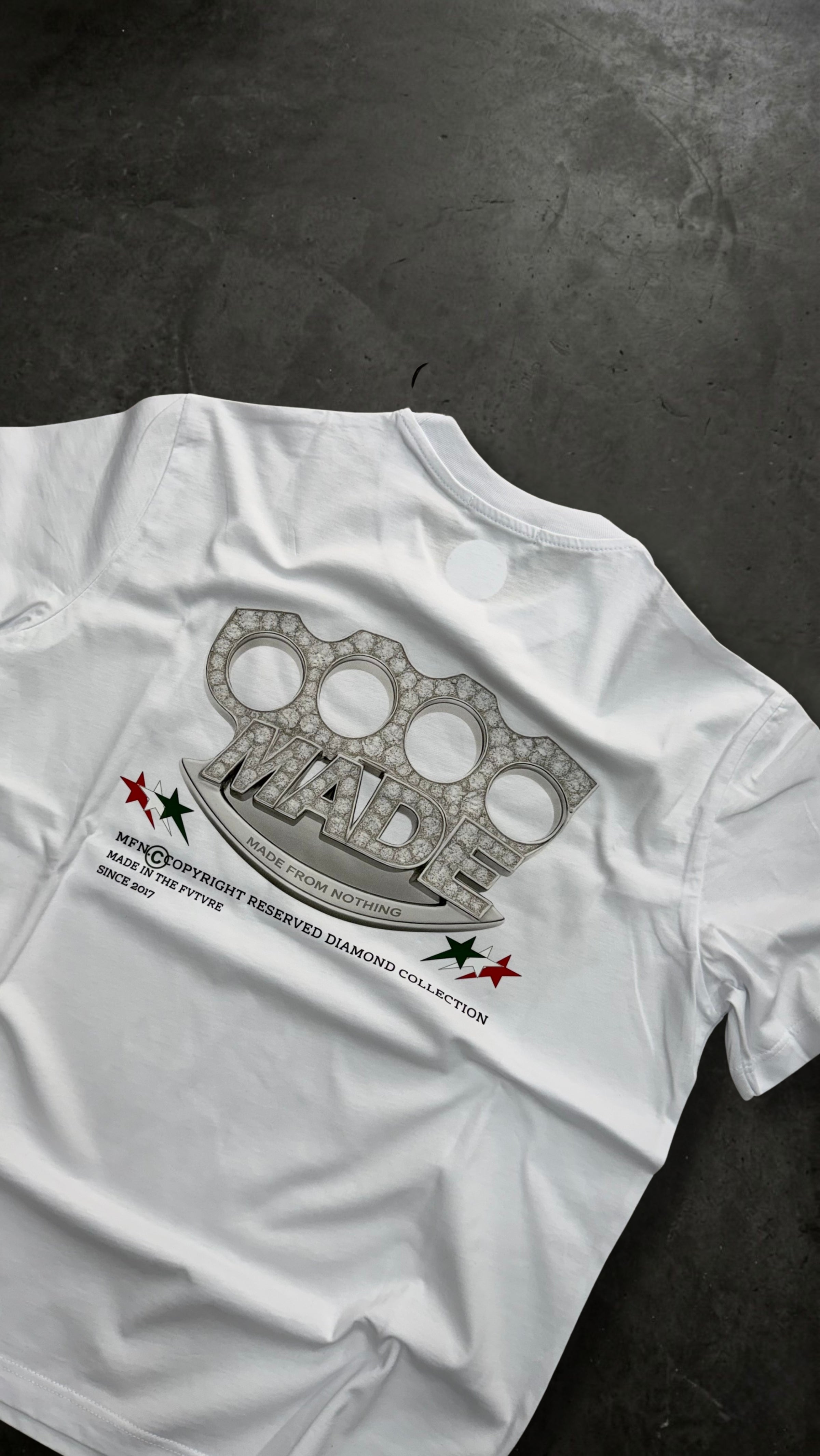 TSHIRT SILVER KNUCKLES
