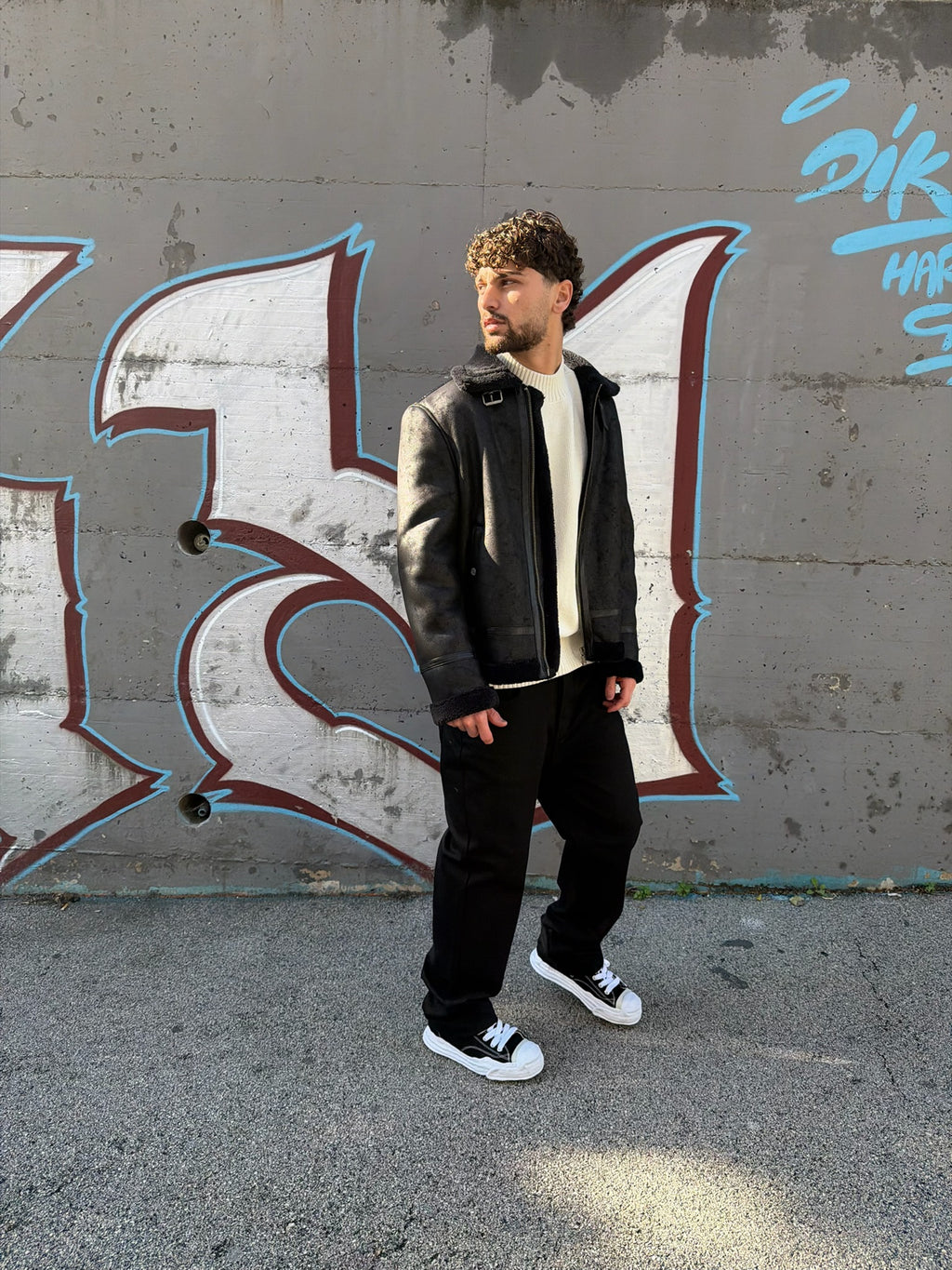 MONTONE IN FINTA PELLE