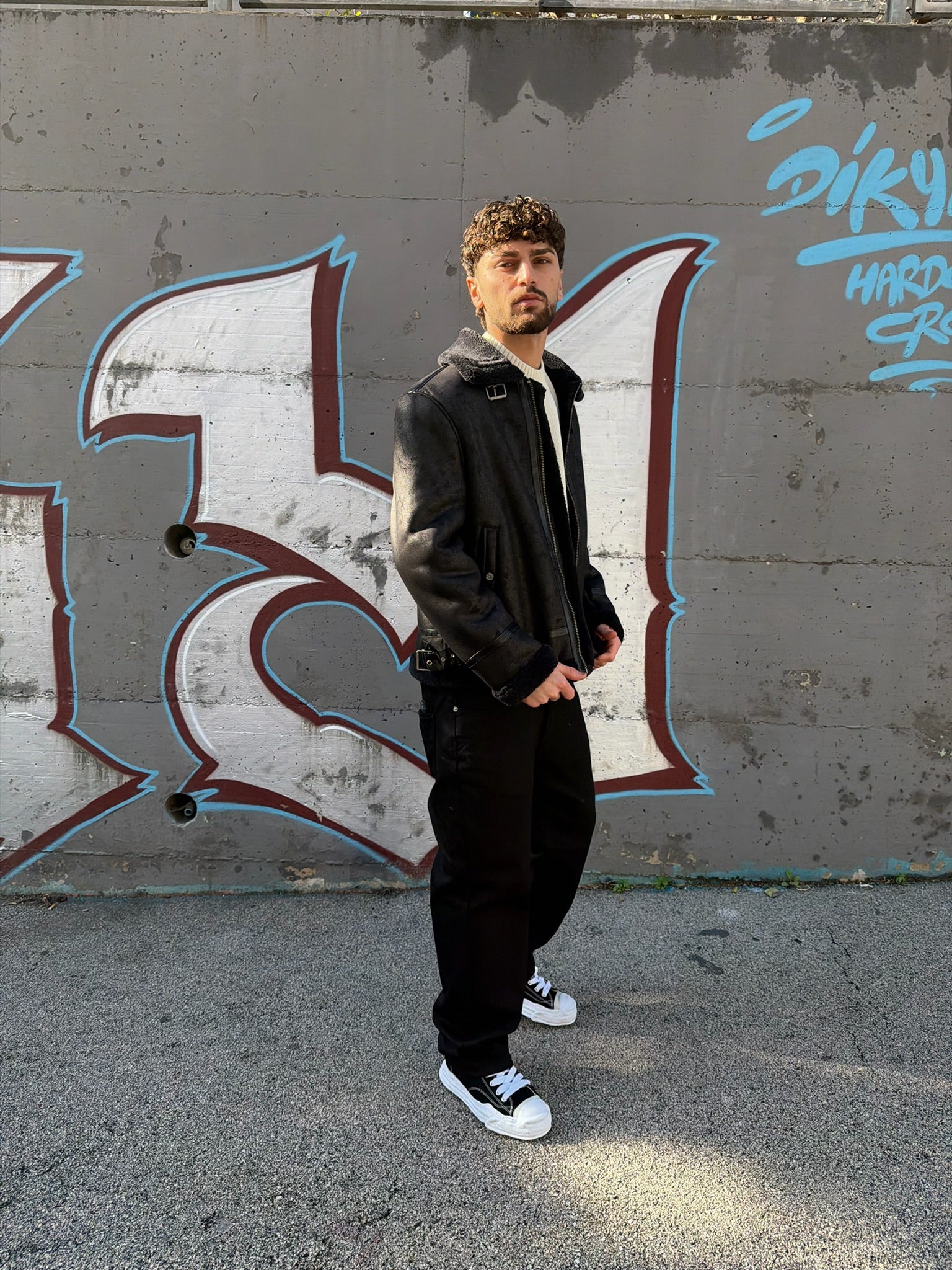 MONTONE IN FINTA PELLE