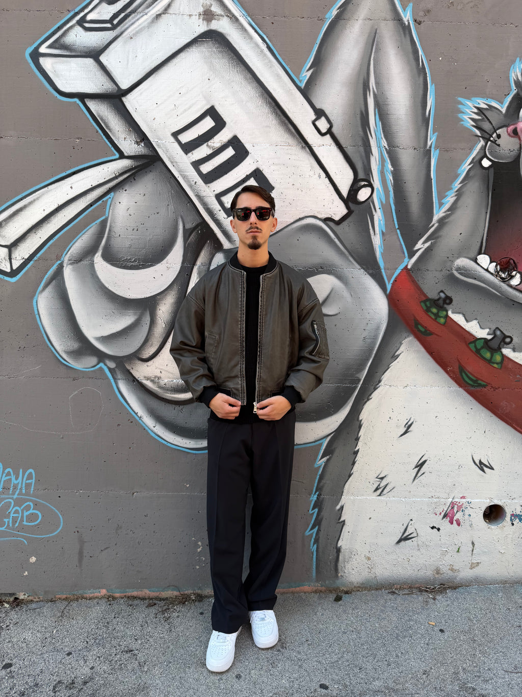 BOMBER IN FINTA PELLE CROP FIT