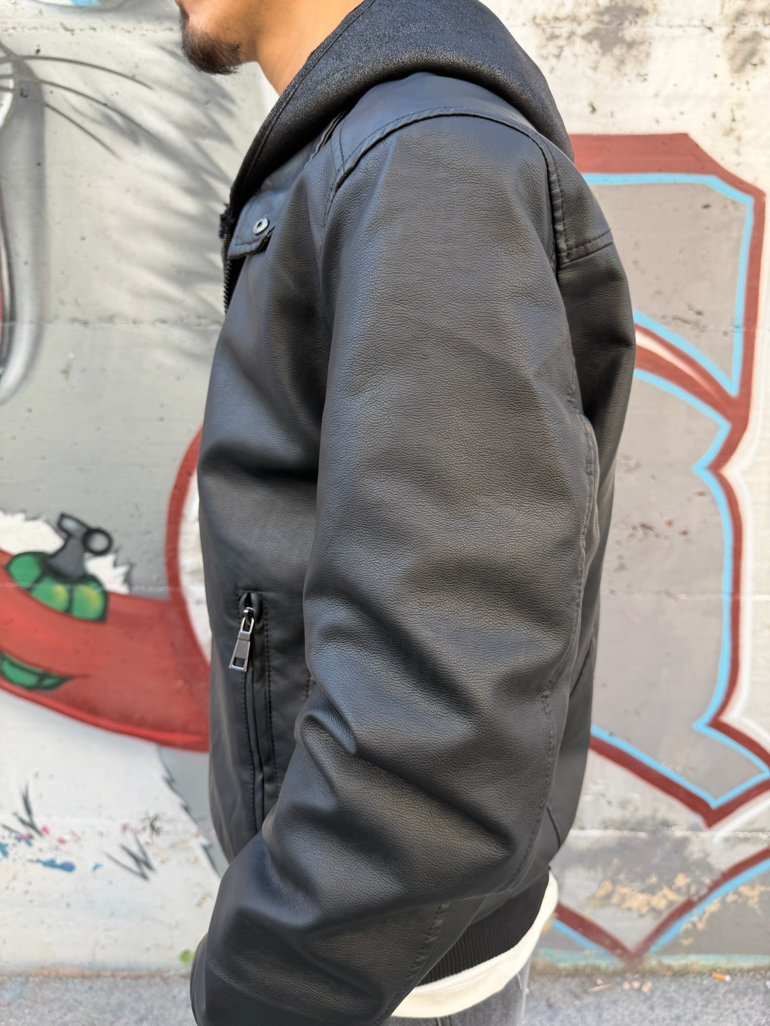 GIUBBOTTO IN PELLE CON CAPPUCCIO